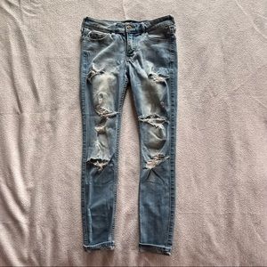 hollister low rise super skinny crop